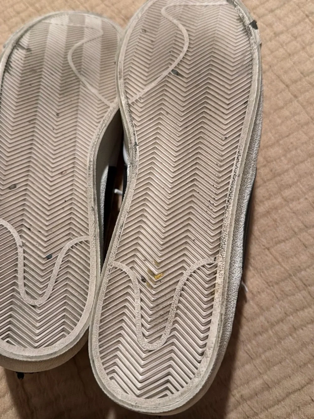 Nike Kids White Sneakers with Black Swoosh